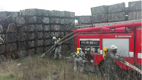 Бериславські рятувальники провели тренування на хімічно-небезпечному об’єкті